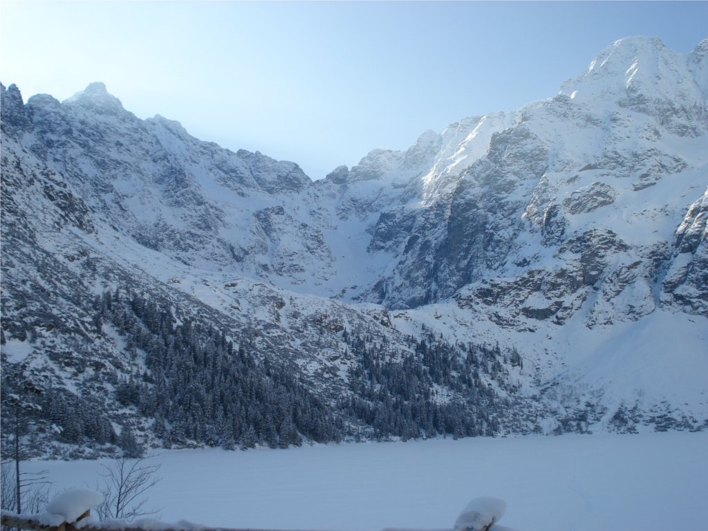 Rysy i Morskie Oko (Autor: Jacek Biernacki, CC BY-SA 3.0) Rysy i Morskie Oko (Autor: Jacek Biernacki, CC BY-SA 3.0)