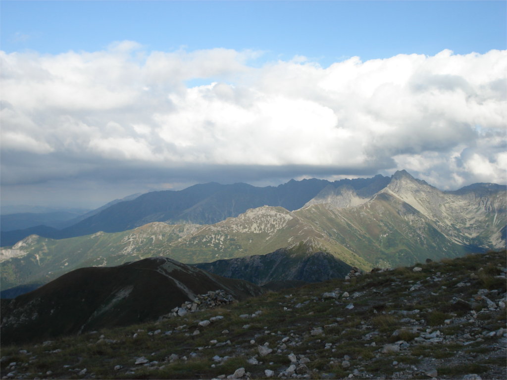 Widok na Czerwone Wierchy (Autor: Jacek Biernacki, CC BY-SA 3.0) Widok na Czerwone Wierchy (Autor: Jacek Biernacki, CC BY-SA 3.0)