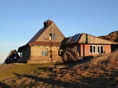 Schronisko Chatka Puchatka (Autor: Marcin, CC BY-SA 4.0)