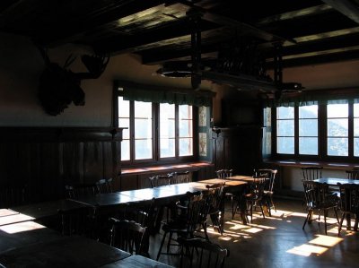 Wnętrze schroniska (Autor: Balaban, CC BY-SA 3.0)