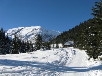 Schronisko Kondratowa zimą (Autor: Margoz, Public Domain) Schronisko Kondratowa zimą (Autor: Margoz, Public Domain)